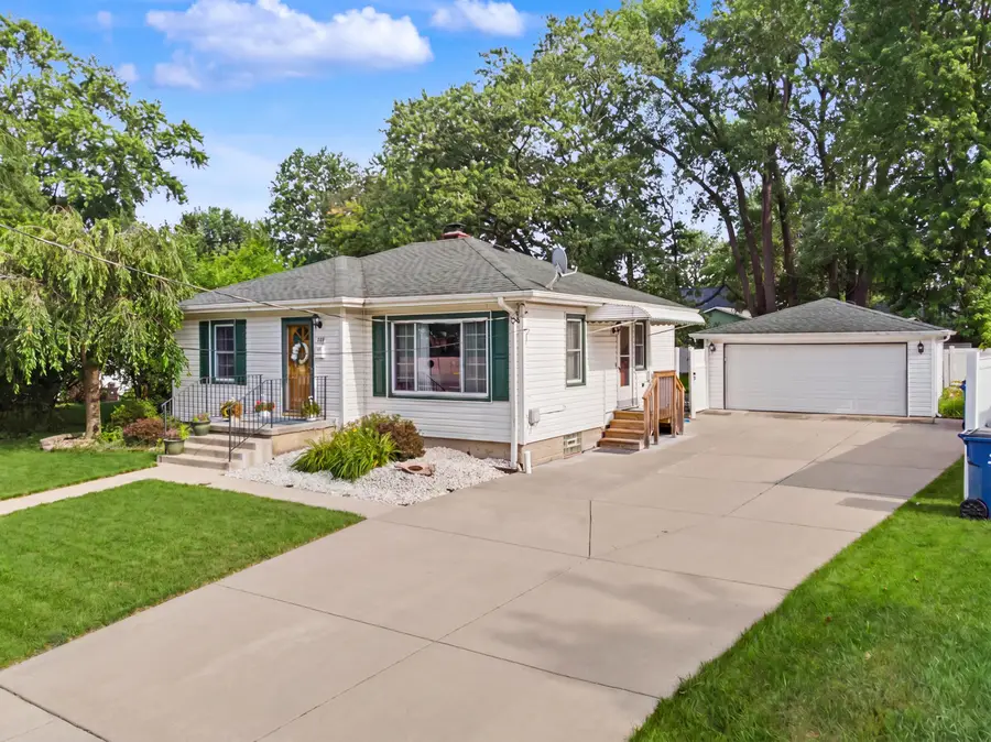 217 E Joliet Street, Schererville, IN 46375 - #2