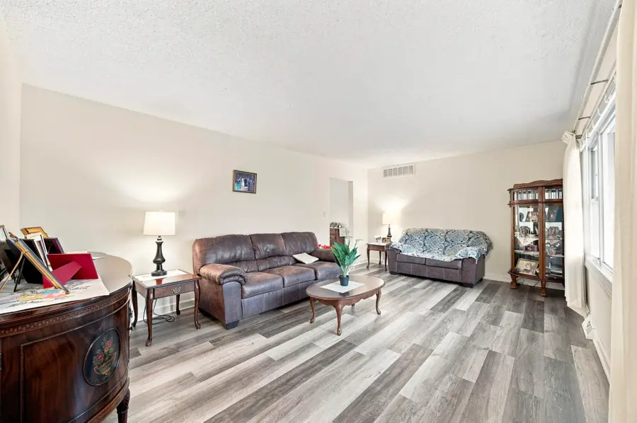 203 N Wiggs Street, Griffith, IN 46319 - #3