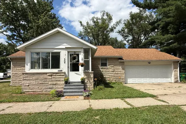 509 W Davis Street, Hamlet, IN 46532
