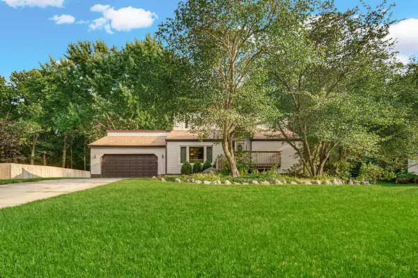 7888 W Applewood Drive, La Porte, IN 46350