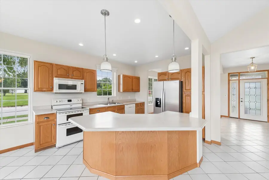 6976 Squirrel Creek Avenue, Portage, IN 46368 - #3