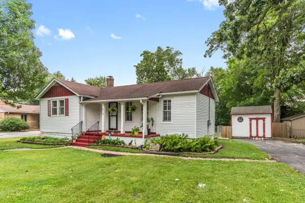 613 W Joliet Street, Crown Point, IN 46307