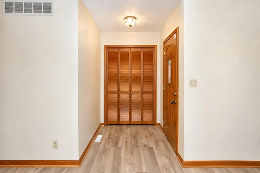 142 Sagamore Pkwy, La Porte, IN 46350 - #2