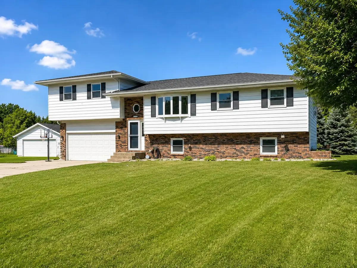 406 Northfield Lane, Valparaiso, IN 46383 - #1