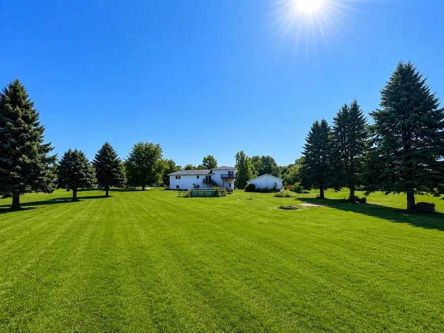 406 Northfield Lane, Valparaiso, IN 46383 - #2