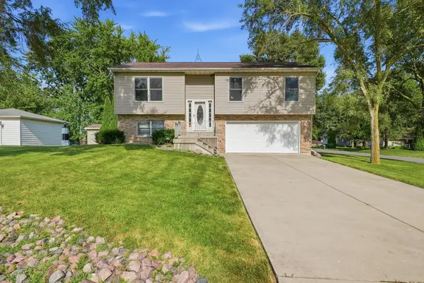3909 Brookside Drive, Crown Point, IN 46307