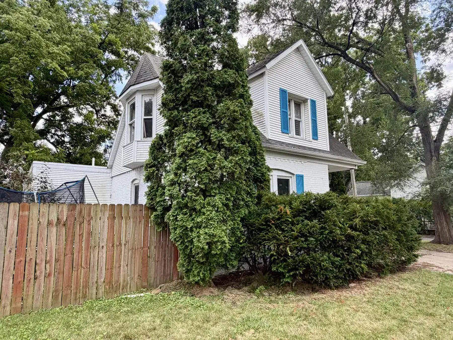 406 Locust Street, Valparaiso, IN 46383 - #2