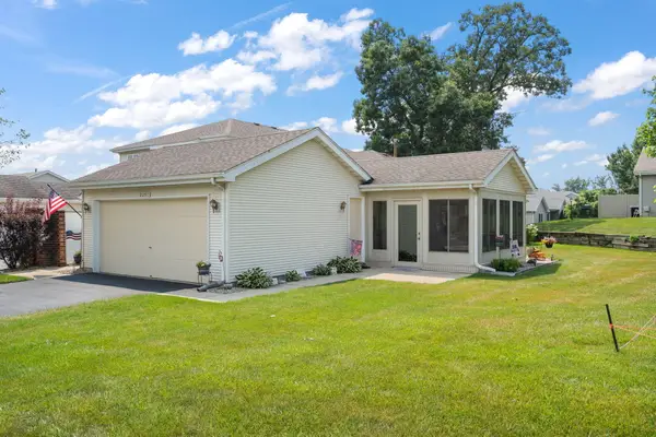 2251 Deerpath Drive W, Schererville, IN 46375