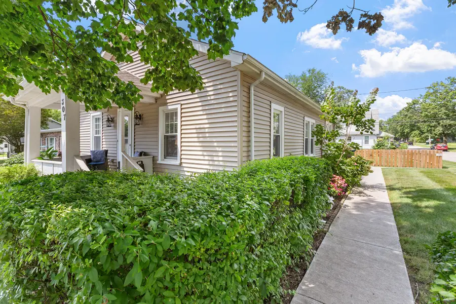 307 Institute Street, Valparaiso, IN 46383 - #2