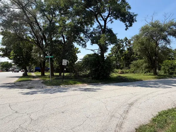1114 W 25th Avenue, Gary, IN 46407