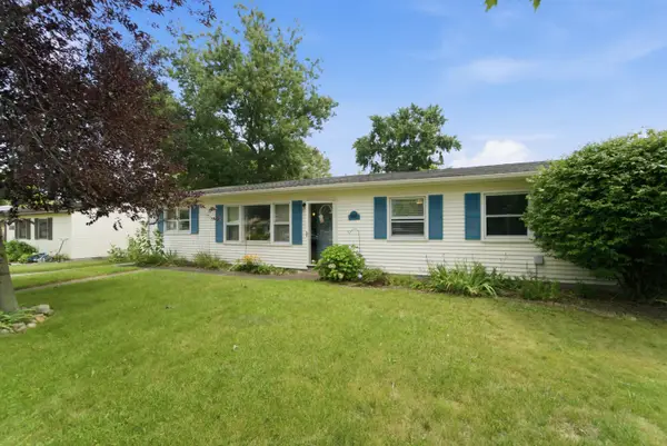 609 Sunset Drive, Kouts, IN 46347