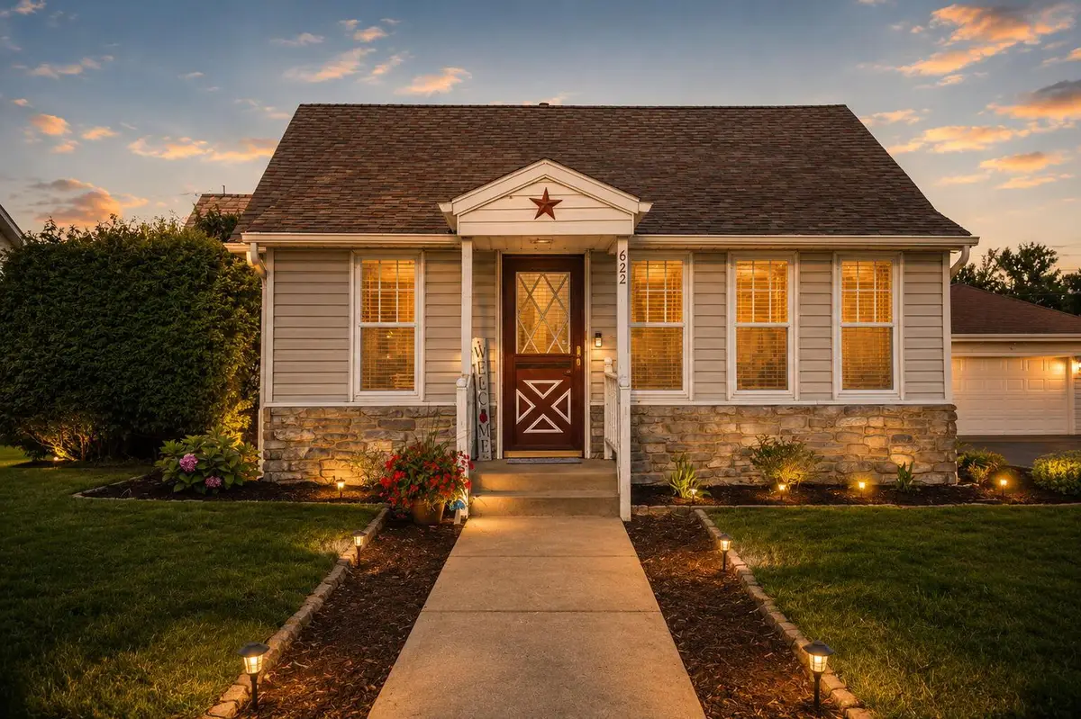 622 Azalea Street Se, Demotte, IN 46310 - #1