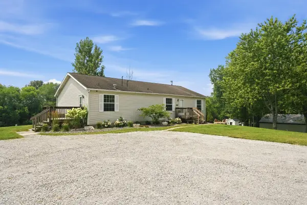 3412 E 117th Avenue, Crown Point, IN 46307