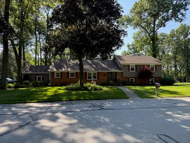 4000 Hemlock Drive, Valparaiso, IN 46383 - #3