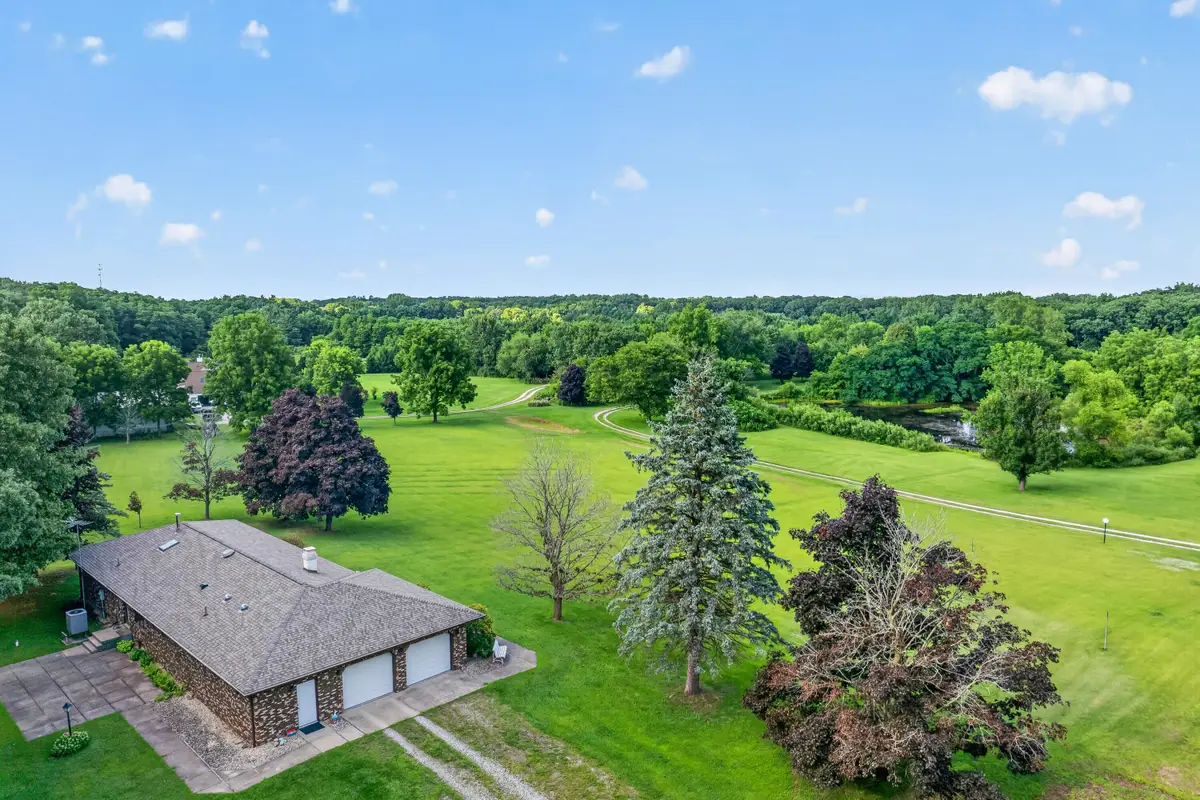200 N 560 W, Valparaiso, IN 46385 - #1