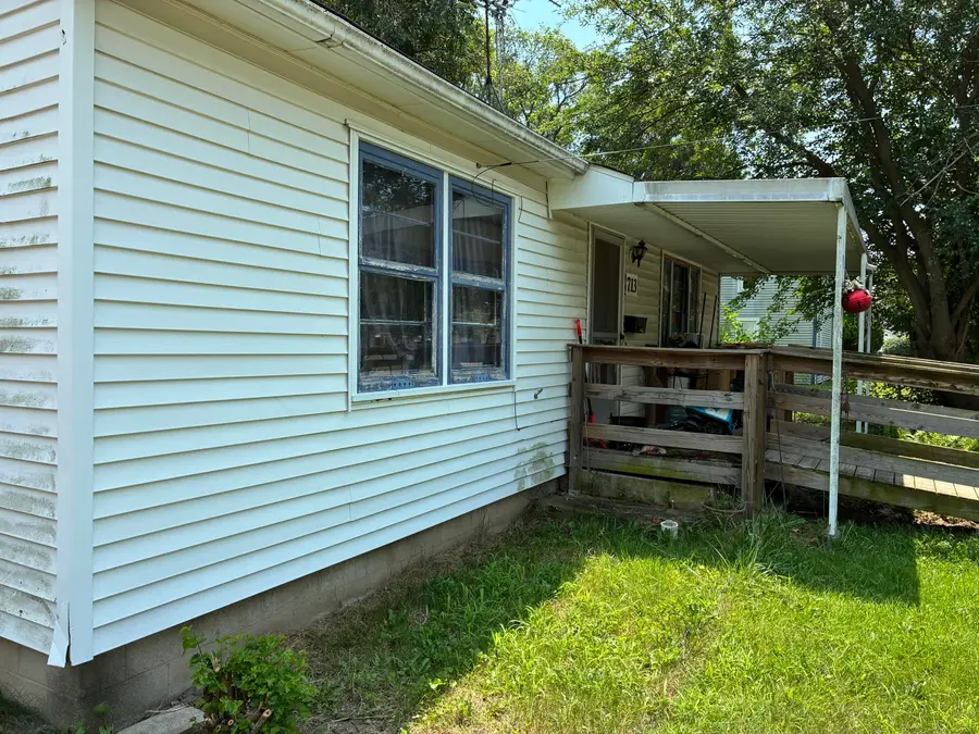 713 N Abigail Street, Rensselaer, IN 47978 - #3