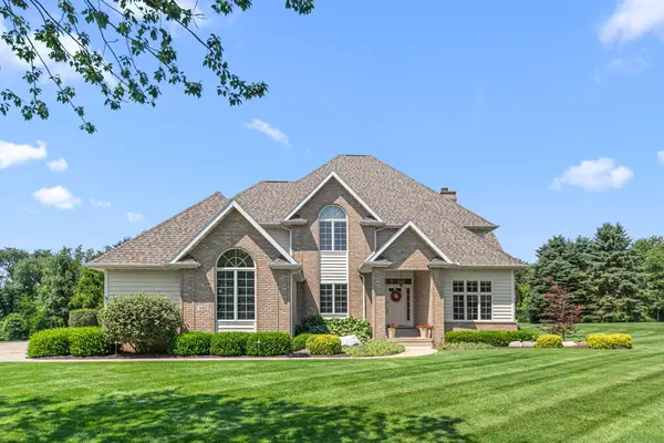 592 Shatz Drive N, Valparaiso, IN 46385