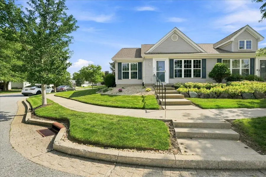 216 Dundee Street, Valparaiso, IN 46385 - #2