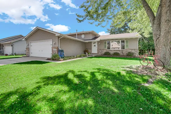 2342 Westwood Lane, Chesterton, IN 46304