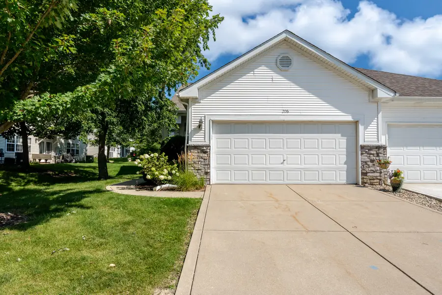 206 Fieldstone Drive, Chesterton, IN 46304 - #2
