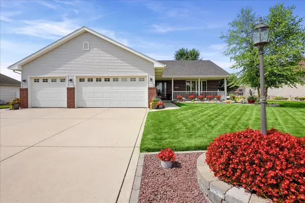 9204 Bryan Lane, Crown Point, IN 46307
