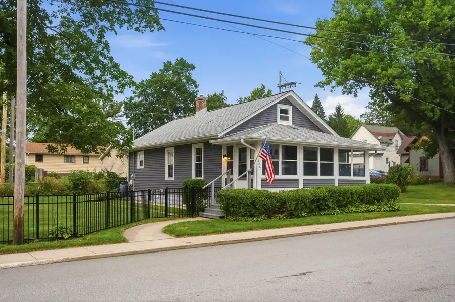 256 Garfield Avenue, Valparaiso, IN 46383 - #2