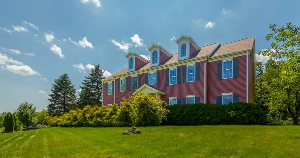 174 N 600 W, Valparaiso, IN 46385