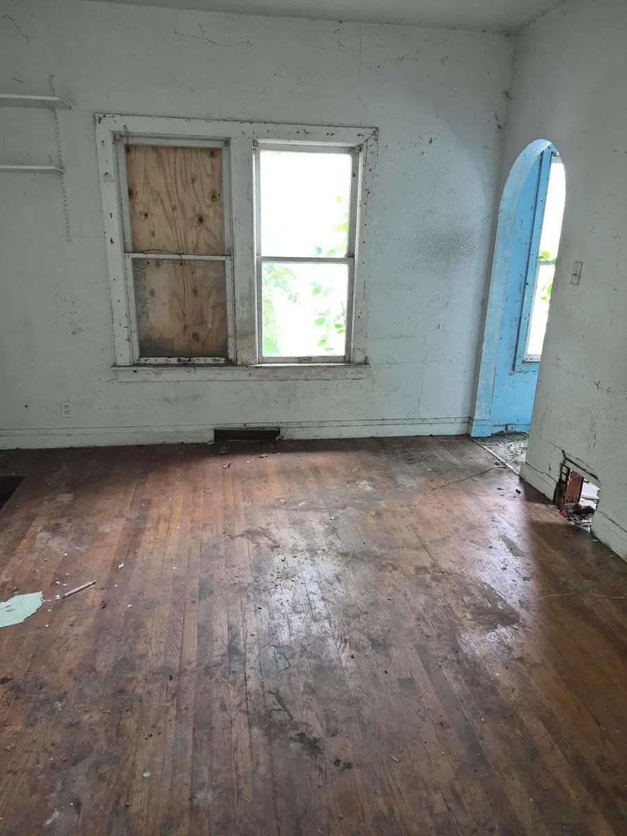 819 Mulberry Street, Hammond, IN 46324 - #2