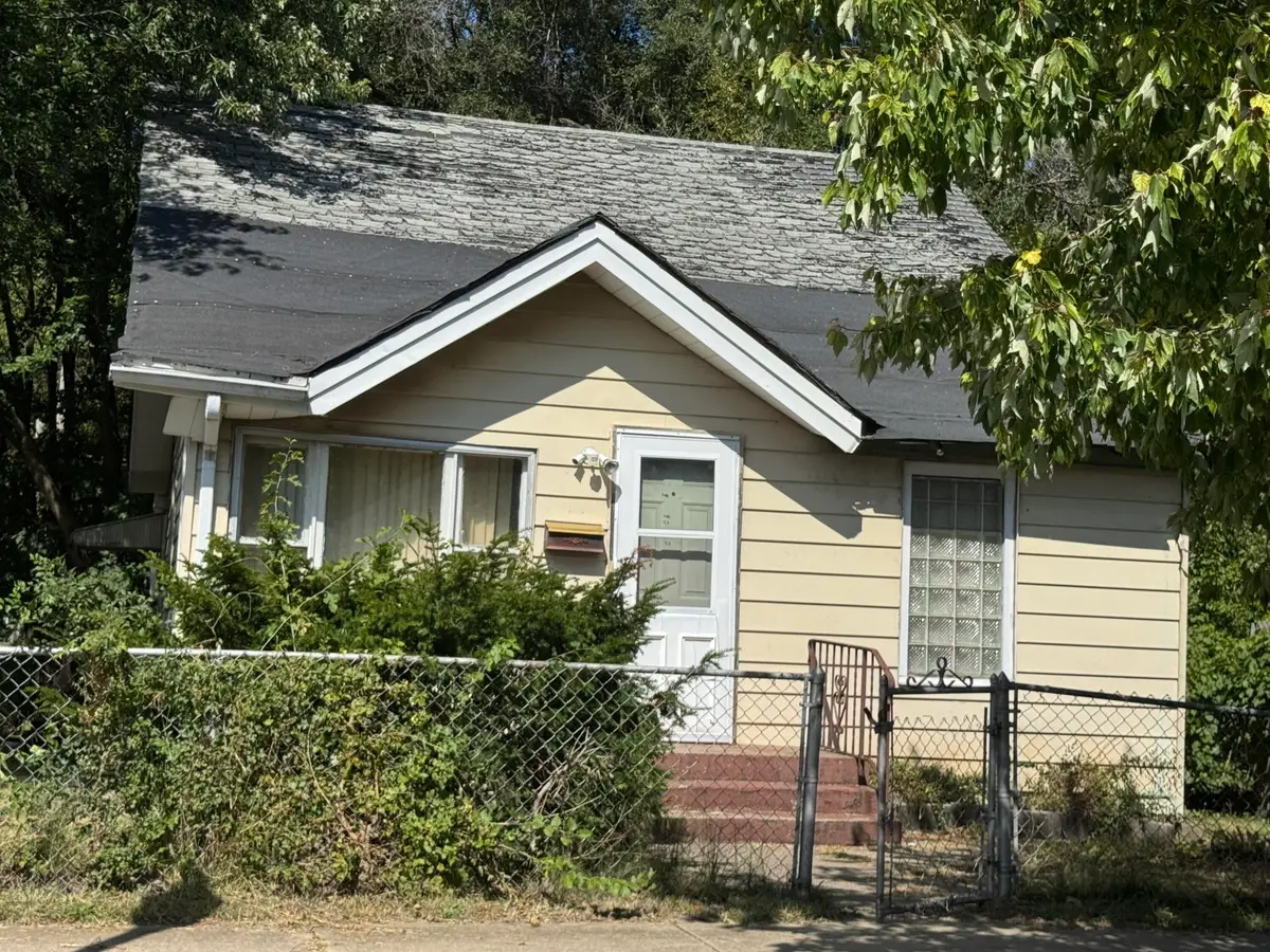 903 Ames Street, Hammond, IN 46320 - #1