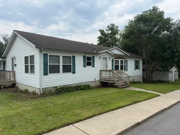 513 Center Street, Valparaiso, IN 46385