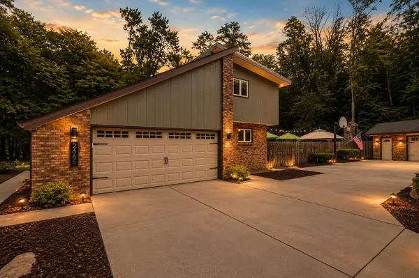 2665 Pinebrook Drive, La Porte, IN 46350