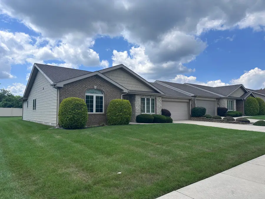 9898 Hart Street, Saint John, IN 46373 - #2