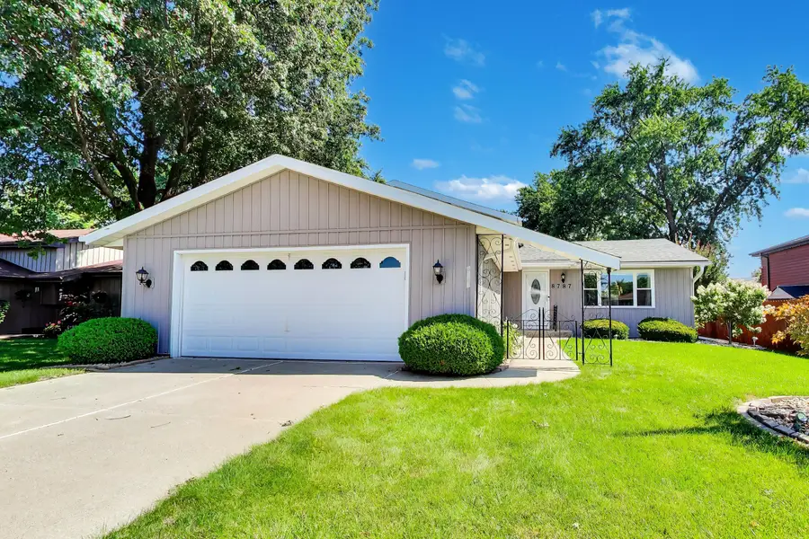 8787 Mathews Lane, Crown Point, IN 46307 - #2