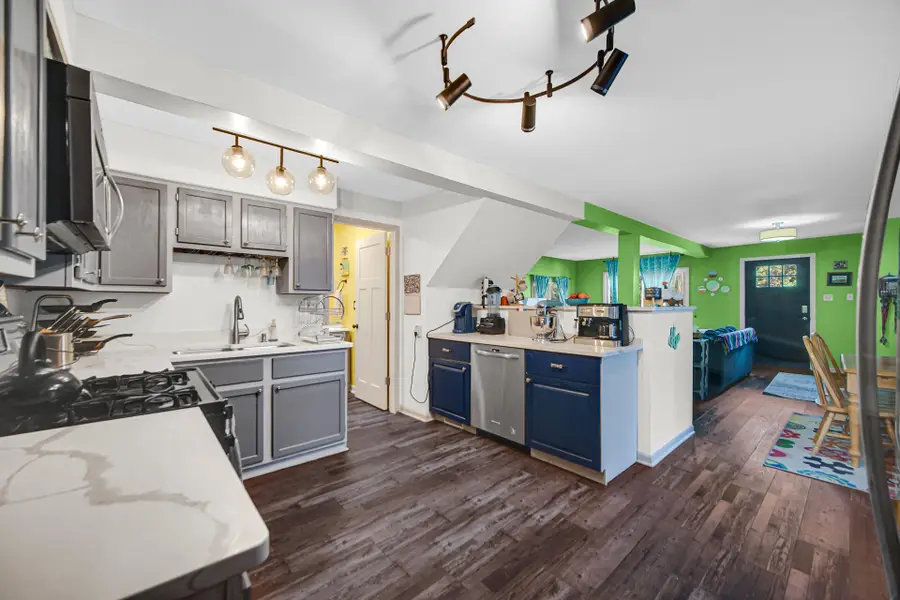 9044 Kennedy Avenue, Highland, IN 46322 - #2