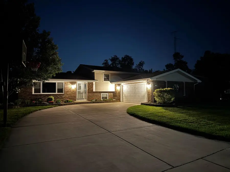 954 Chippewa Drive, Crown Point, IN 46307 - #2