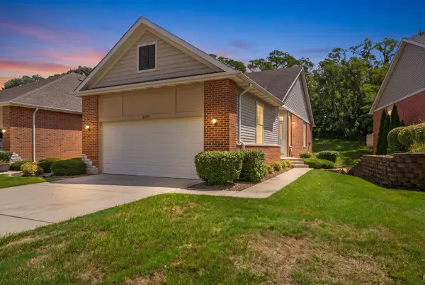 8789 Forest Glen Court, St. John, IN 46373