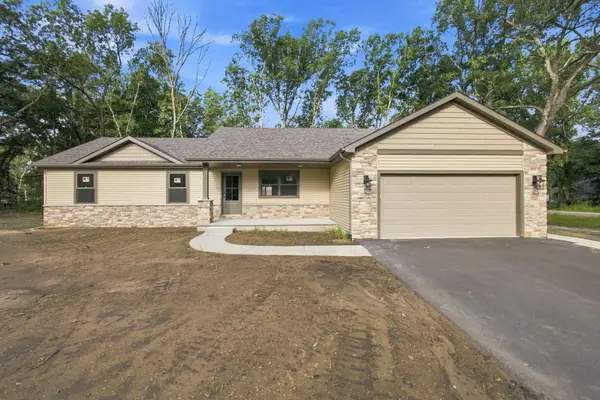 11252 Quail Run Drive S, Wheatfield, IN 46392