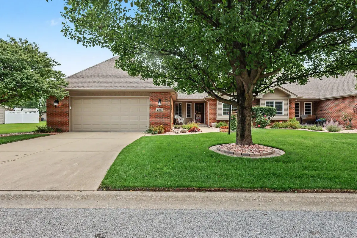 6169 Avocet Circle, Hobart, IN 46342 - #1