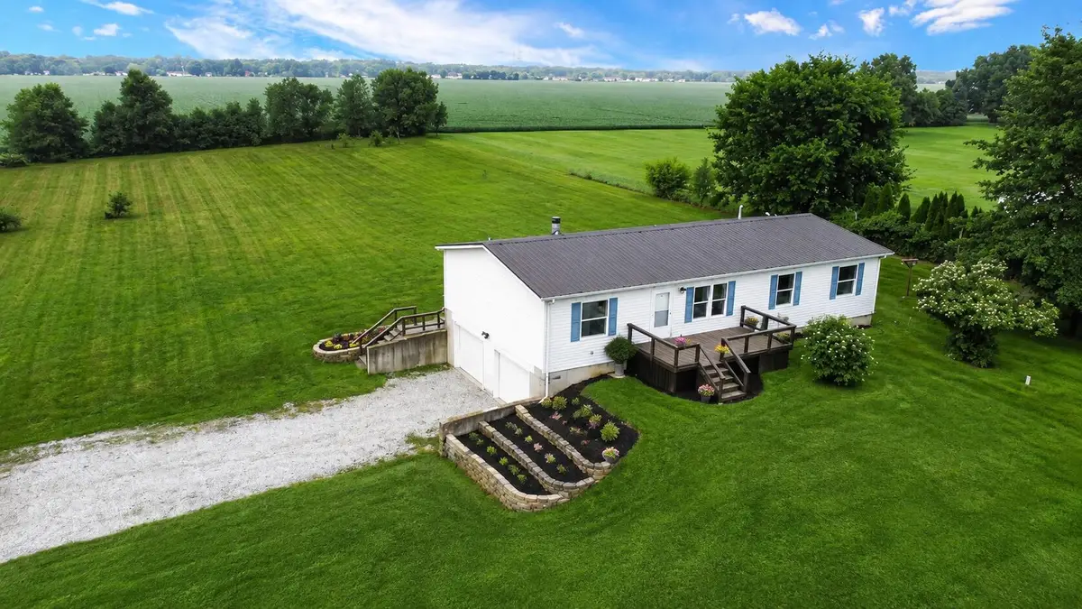 2716 E 450 S, La Porte, IN 46350 - #1