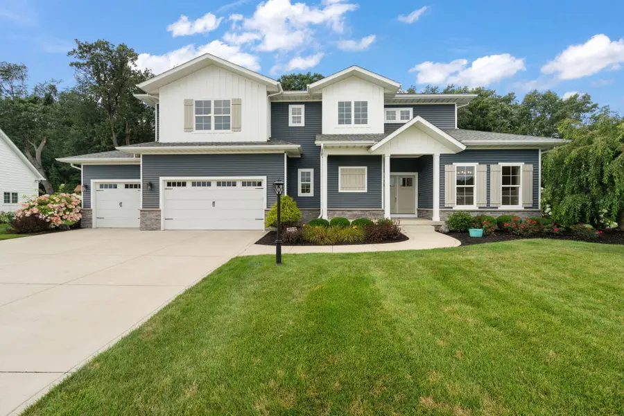 326 W Houghton Drive, Valparaiso, IN 46385 - #2