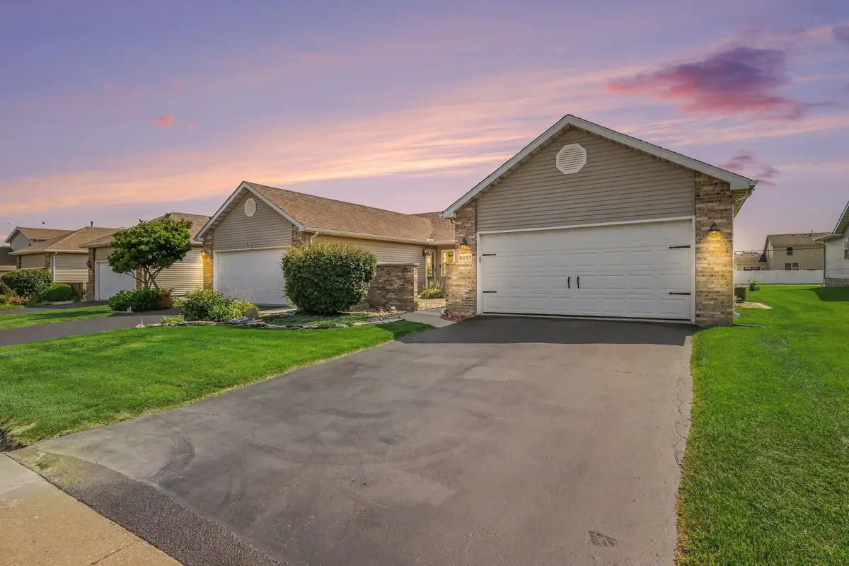 6851 Falcon Drive, Schererville, IN 46375 - #1