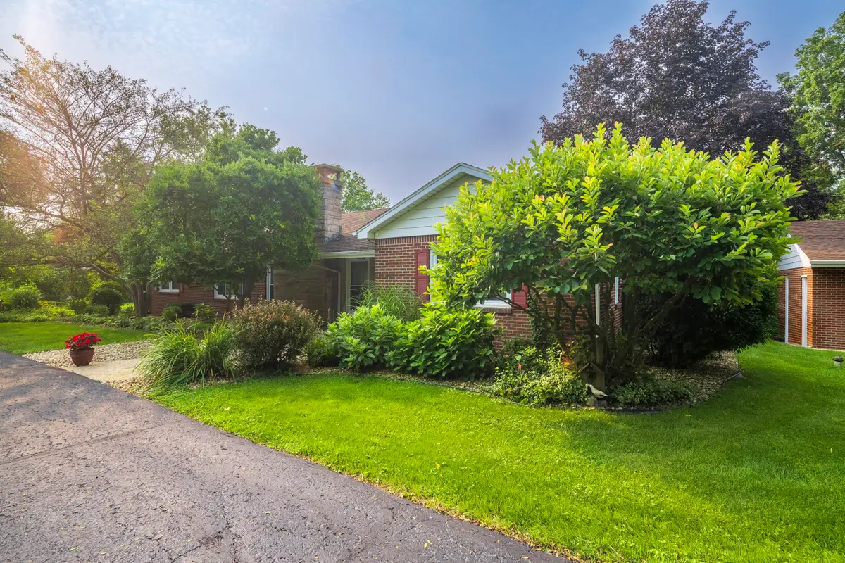 676 E Oak Hill, Chesterton, IN 46304 - #1