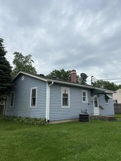 3600 Saint Joseph Place, Hobart, IN 46342 - #3