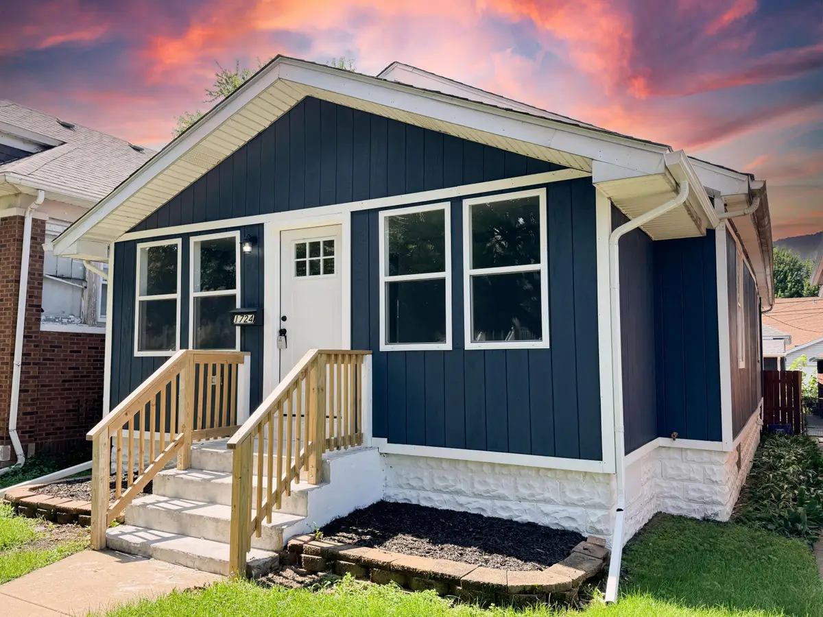 1724 Lake Avenue, Whiting, IN 46394 - #1
