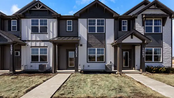 9020 Remington Way, St. John, IN 46373