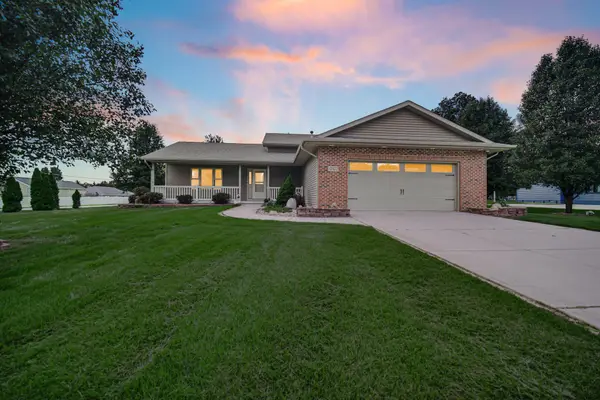 17472 Hawthorne Drive, Lowell, IN 46356