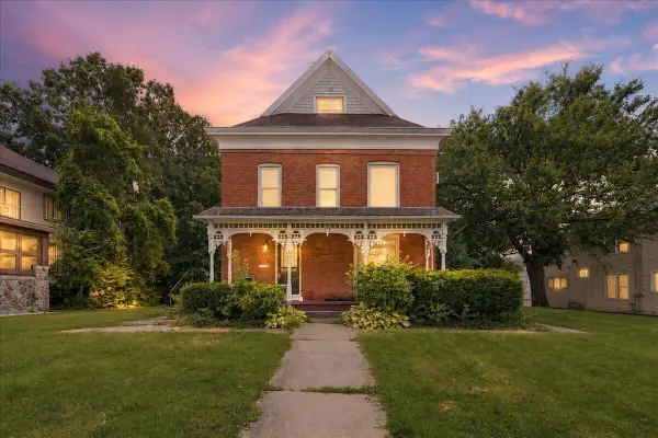 306 Jefferson Street, Valparaiso, IN 46383