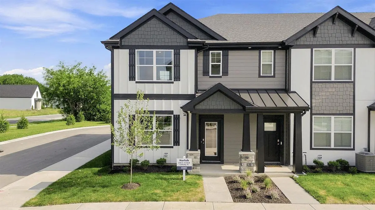 574 E 120th Place, Crown Point, IN 46307 - #1