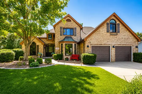 253 Fairfield Drive, Crown Point, IN 46307