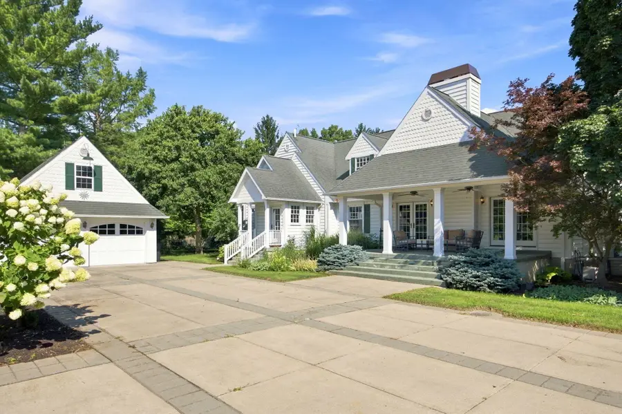 827 W Clark Street, Rensselaer, IN 47978 - #2